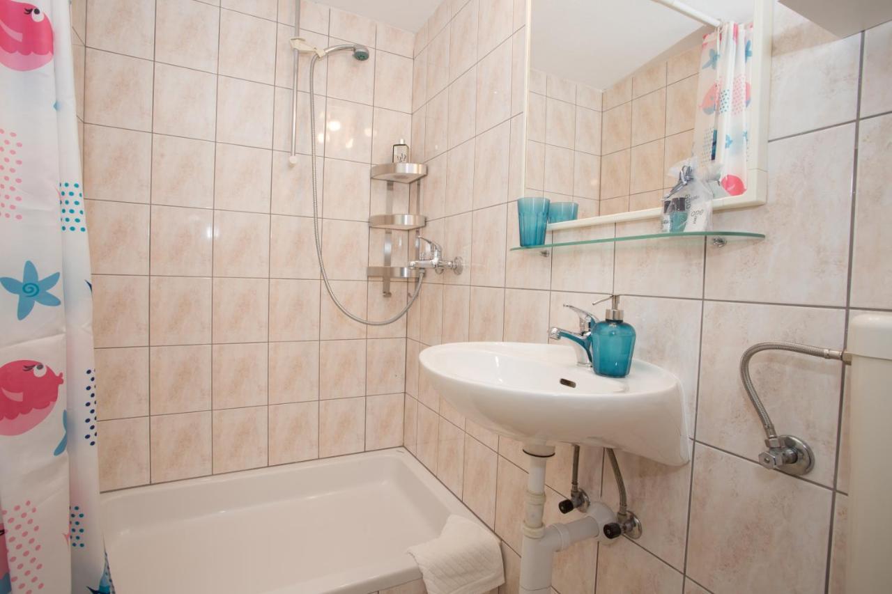 Apartmani Ad Hvar 赫瓦尔 外观 照片